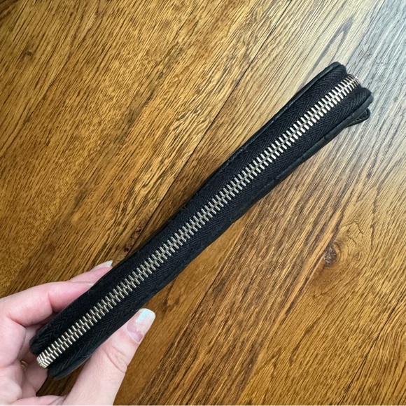 Chanel 2014 Interlocking CC Quilted Continental Zip Around Wallet - Picture 4 of 17